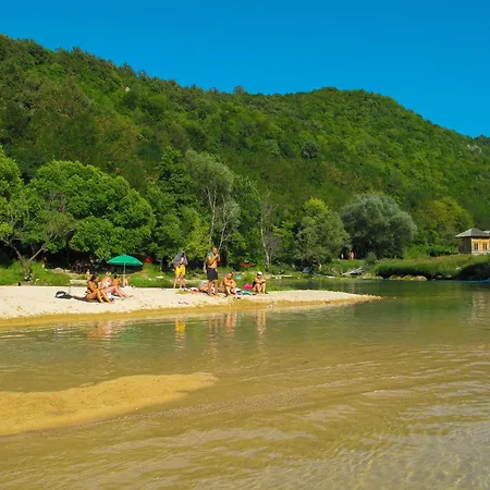 Homes Mujo Bejzin Apartmán