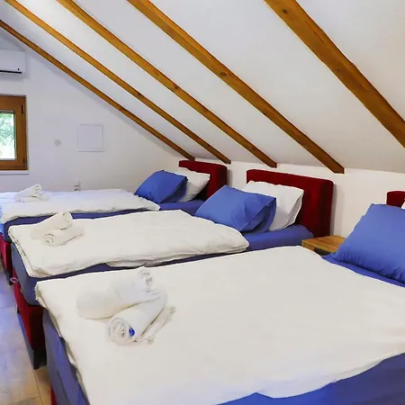 Homes Mujo Bejzin * Racic