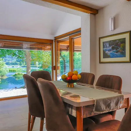 Apartmán Homes Mujo Bejzin *