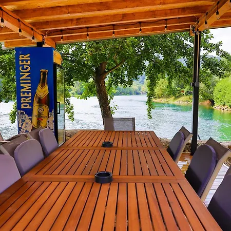 Homes Mujo Bejzin Apartmán Racic