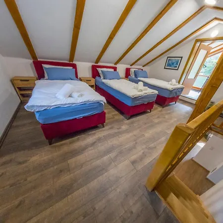 Homes Mujo Bejzin Racic